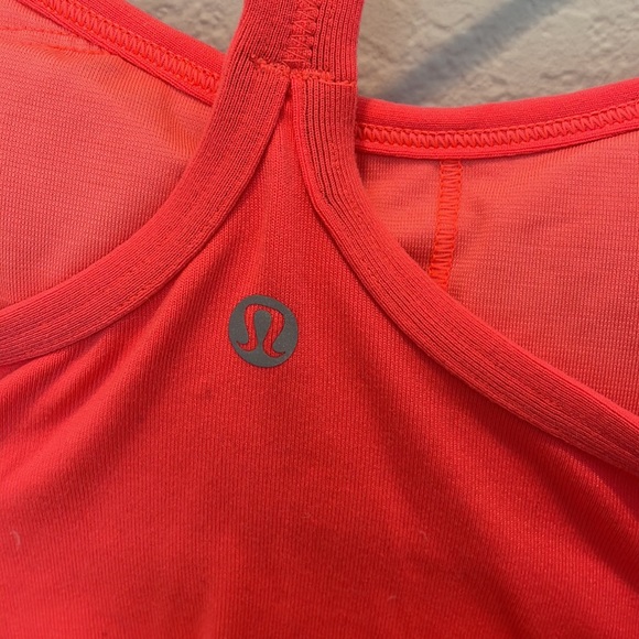 lululemon Power Y Tank Size 8 - Picture 4 of 5